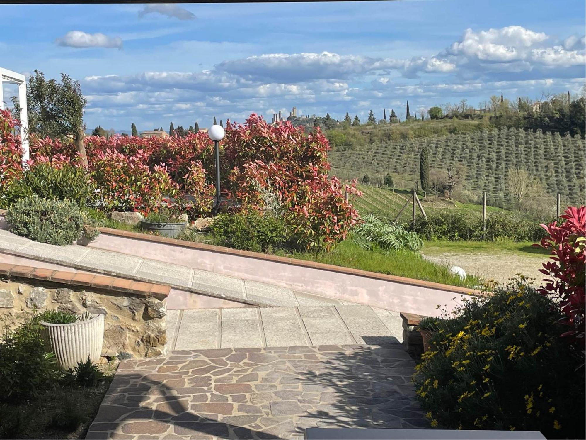 Casa Vacanza Le Case San Gimignano Bagian luar foto