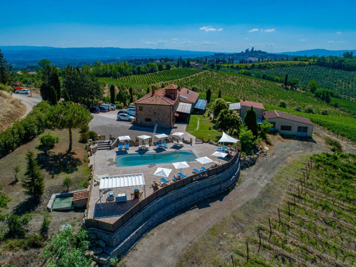 Casa Vacanza Le Case San Gimignano Bagian luar foto